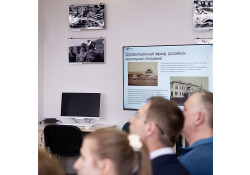 МОНГОЛ УЛС, ОРОСЫН ХОЛБООНЫ УЛС ХООРОНД ДИПЛОМАТ ХАРИЛЦАА ТОГТООСОН БОЛОН МОНГОЛ УЛС ОРЧИН ЦАГИЙН ЗЭВСЭГТ ХҮЧНИЙГ БЭЛТГЭЖ ЭХЭЛСНИЙ 105 ЖИЛИЙН ОЙД ЗОРИУЛСАН ГЭРЭЛ ЗУРГИЙН ҮЗЭСГЭЛЭН.