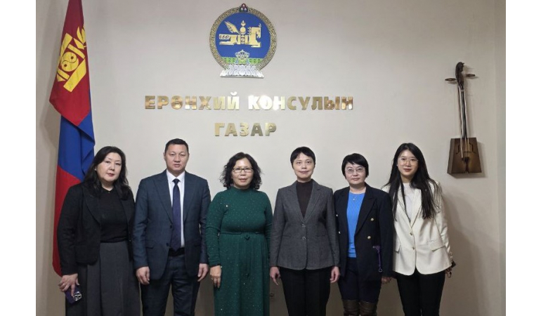 БНХАУ-ААС ОХУ-ЫН ЭРХҮҮ ХОТОД СУУГАА ЕРӨНХИЙ КОНСУЛ ЛЮ ЮЙ ТЭЙ УУЛЗАВ.